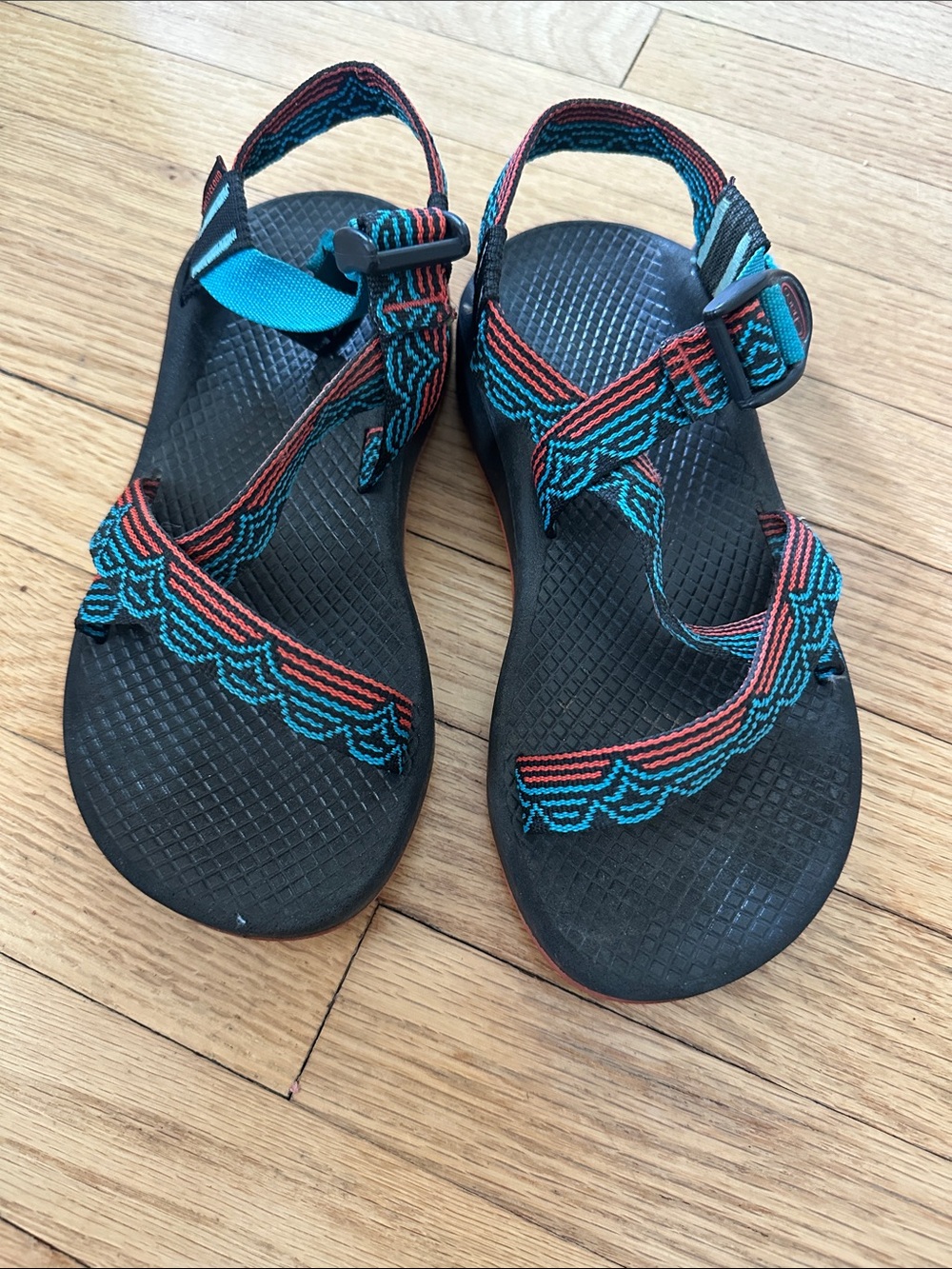 Chaco Cloud women's size 5 Black Sandals with Teal and Coral Webbing